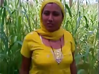 Desi aunty shafting fro an too of big Daddy