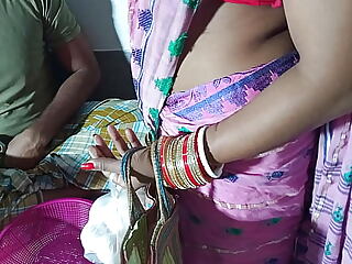 अंडे बेचने वाले ने घर में अकेली भाभी की जबरदस्ती चुदाई की XXX Bhabhi Sexual congress